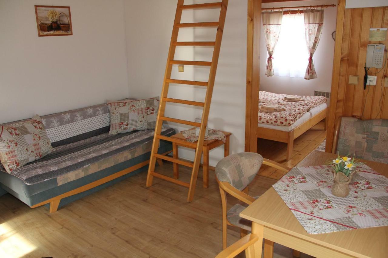 Chatky 101 A 411 Tatralandia Liptovský Mikuláš Esterno foto